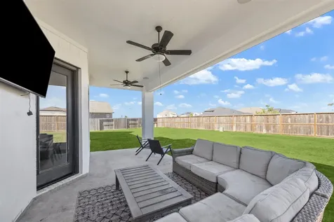 2719 Tarragon Crest Drive Katy TX 77494