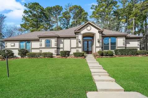 228 Blue Hill Drive Montgomery TX 77356