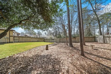 228 Blue Hill Drive Montgomery TX 77356