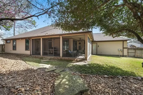 228 Blue Hill Drive Montgomery TX 77356