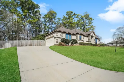 228 Blue Hill Drive Montgomery TX 77356