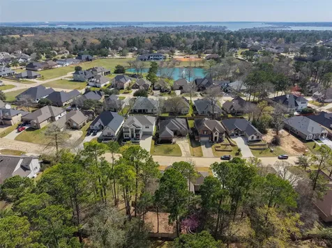 228 Blue Hill Drive Montgomery TX 77356