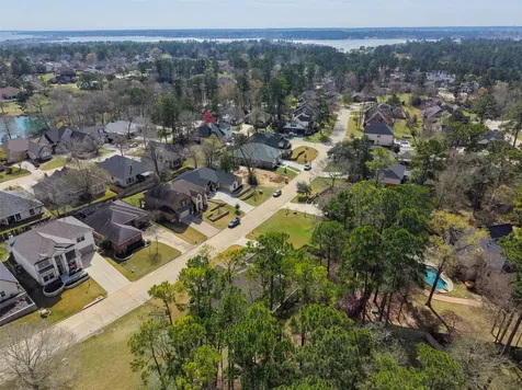 228 Blue Hill Drive Montgomery TX 77356