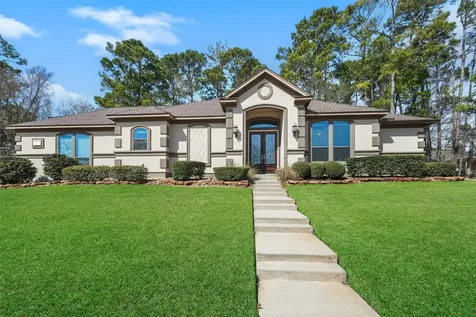 228 Blue Hill Drive Montgomery TX 77356