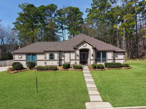 228 Blue Hill Drive Montgomery TX 77356