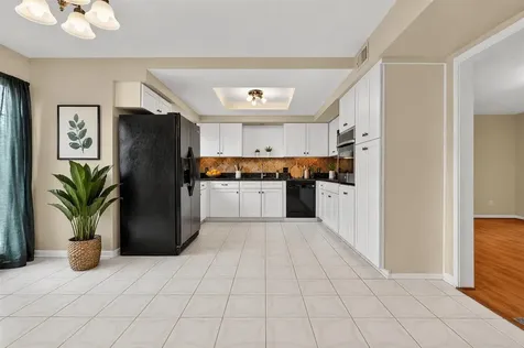 9409 Bassoon Drive Houston TX 77025