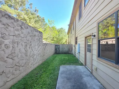1898 Longmire Road 8 Conroe TX 77304