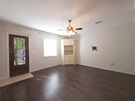 1898 Longmire Road 8 Conroe TX 77304