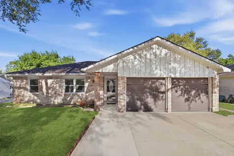 7322 Tall Pines Drive Houston TX 77088