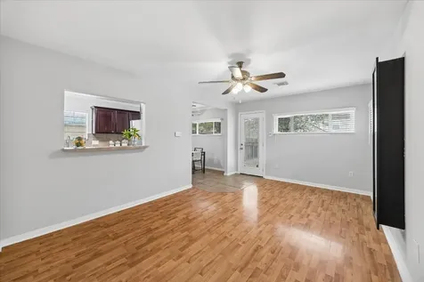 5211 Mulford Street Houston TX 77023