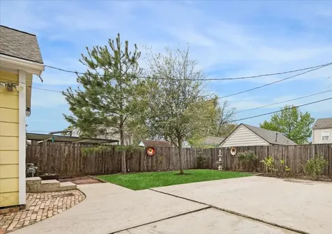 5211 Mulford Street Houston TX 77023
