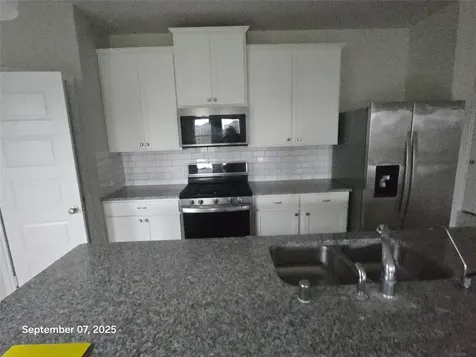7302 Toluca Drive Rosharon TX 77583