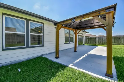 1614 Mountain Echo Drive Richmond TX 77469
