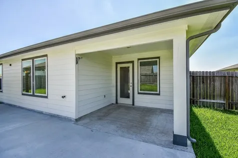 1614 Mountain Echo Drive Richmond TX 77469