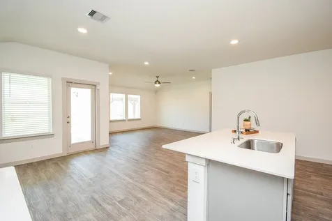 1614 Mountain Echo Drive Richmond TX 77469