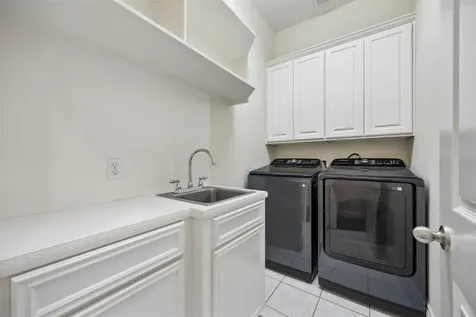 6011 Katie Leigh Lane Sugar Land TX 77479