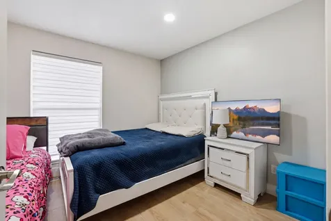 5230 Moss Glenn Lane Houston TX 77088