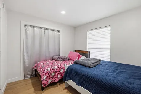 5230 Moss Glenn Lane Houston TX 77088