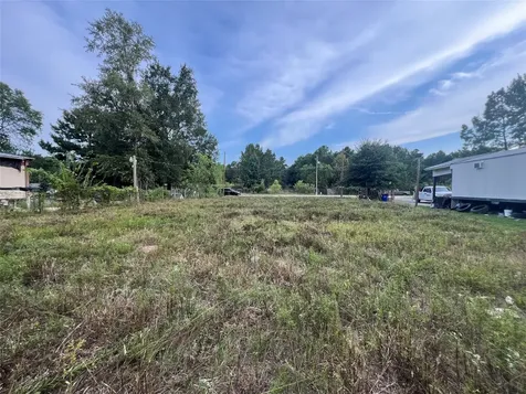 747 County Road 3405 Cleveland TX 77327