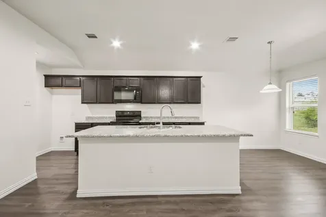 326 County Road 3558 Cleveland TX 77327