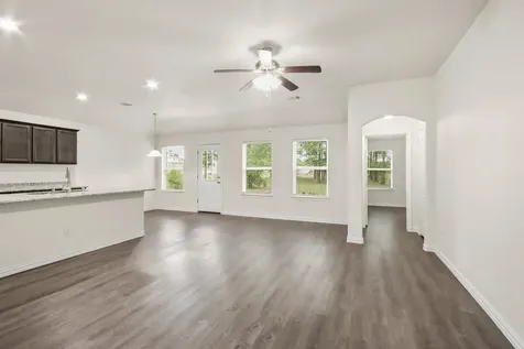 326 County Road 3558 Cleveland TX 77327