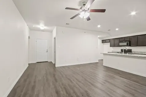 326 County Road 3558 Cleveland TX 77327