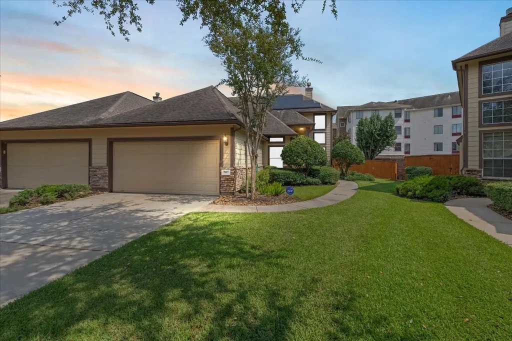 7807 Glenn Cliff Drive Houston TX 77064
