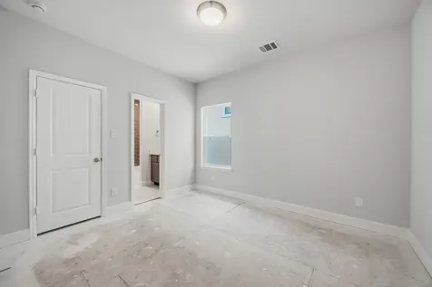 5908 Kansas Street A Houston TX 77007
