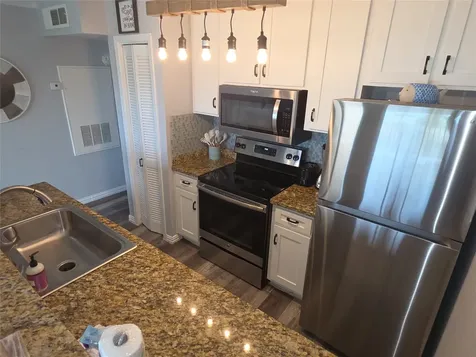 9520 Seawall Boulevard 216 Galveston TX 77554