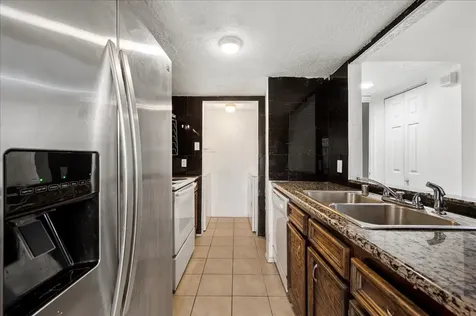 9572 Windswept Lane 9572 Houston TX 77063