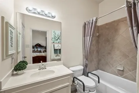 13406 Redwood Shores Drive Houston TX 77044