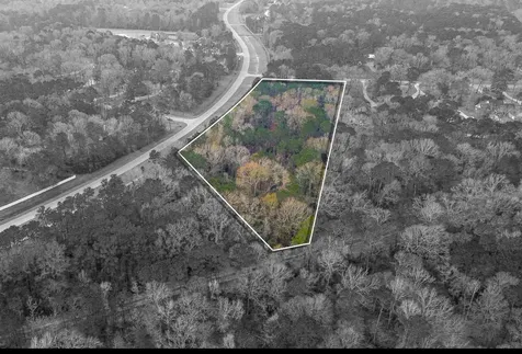 235 Lake Commons Court Huffman TX 77336