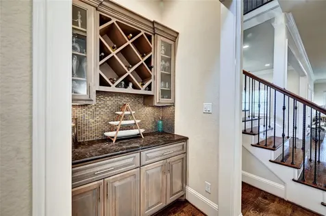 188 Mcgoey Circle The Woodlands TX 77384