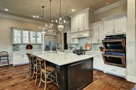 188 Mcgoey Circle The Woodlands TX 77384