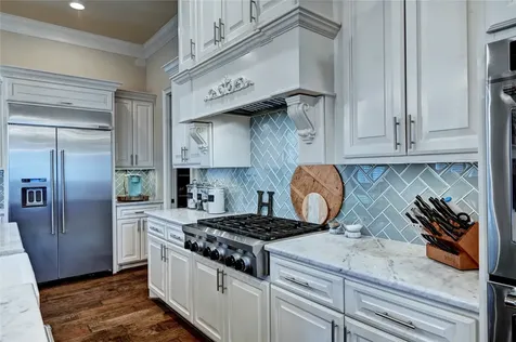 188 Mcgoey Circle The Woodlands TX 77384