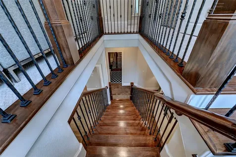 188 Mcgoey Circle The Woodlands TX 77384