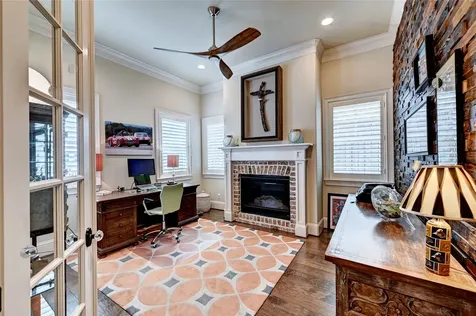 188 Mcgoey Circle The Woodlands TX 77384