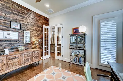 188 Mcgoey Circle The Woodlands TX 77384