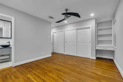 8902 Theysen Drive Houston TX 77080