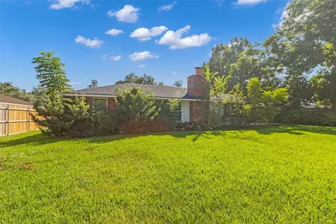 8902 Theysen Drive Houston TX 77080