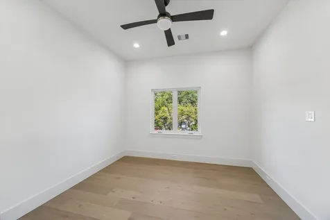 6634 Sylvan Street Houston TX 77023