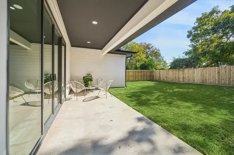 6634 Sylvan Street Houston TX 77023
