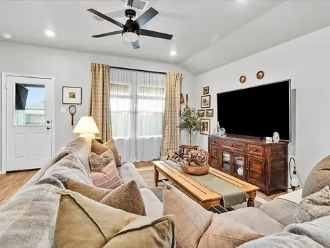 2429 Mulligan Lane Navasota TX 77868