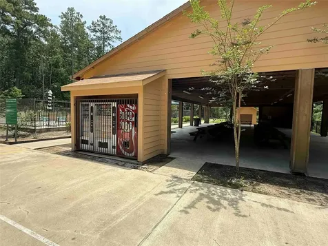 28624 Shawnee Court Huntsville TX 77364