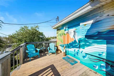 6120 Avenue Q 1/2 Galveston TX 77551