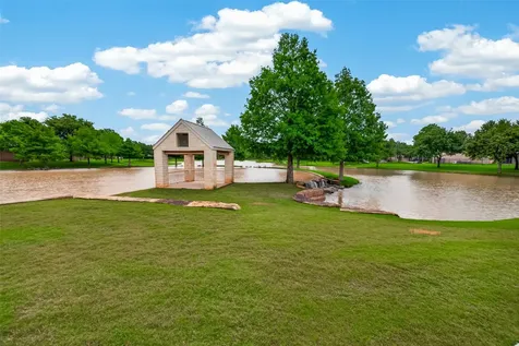 5627 Pleasant Falls Drive Richmond TX 77407