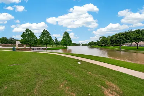5627 Pleasant Falls Drive Richmond TX 77407