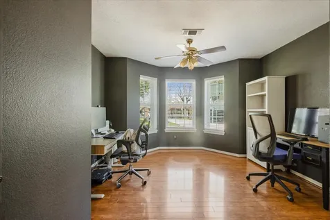 2203 Lomax Drive La Porte TX 77571