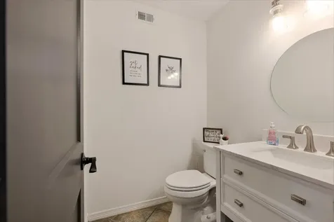2203 Lomax Drive La Porte TX 77571