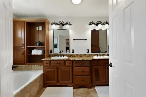 2203 Lomax Drive La Porte TX 77571